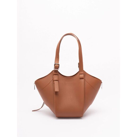 Loewe Women `Hammock Flip` Bag - Picture 2 of 7